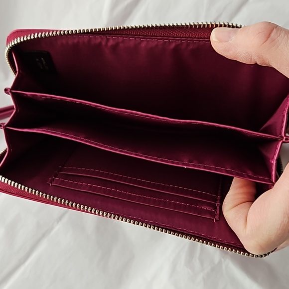 Coach Wristlet Clutch Wine Color EUC - Picture 4 of 8